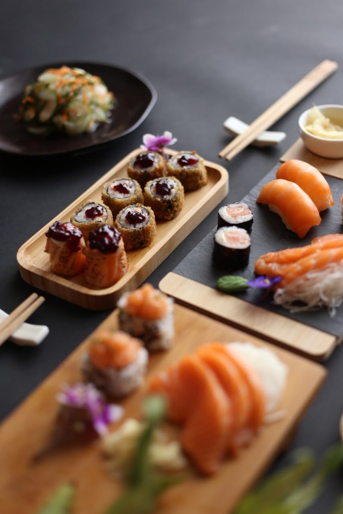 Ontake Sushi — sushi em Monte Carmelo