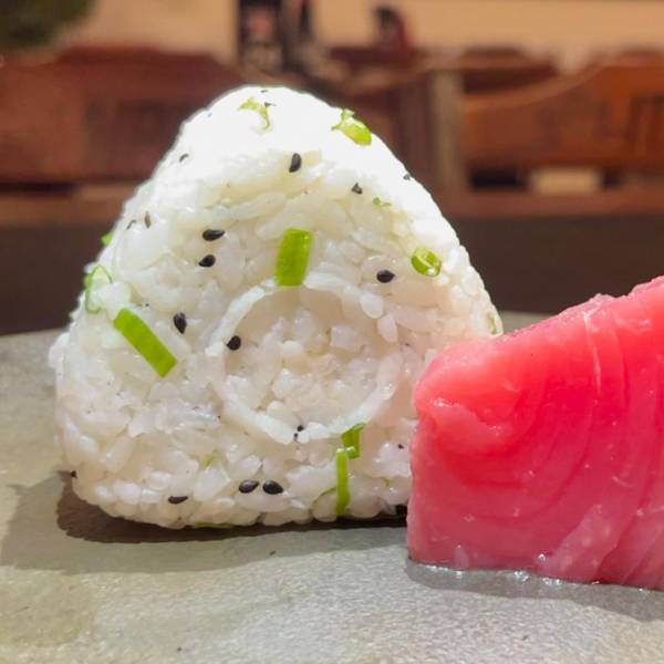 Oniguiri de Atum com Maionese